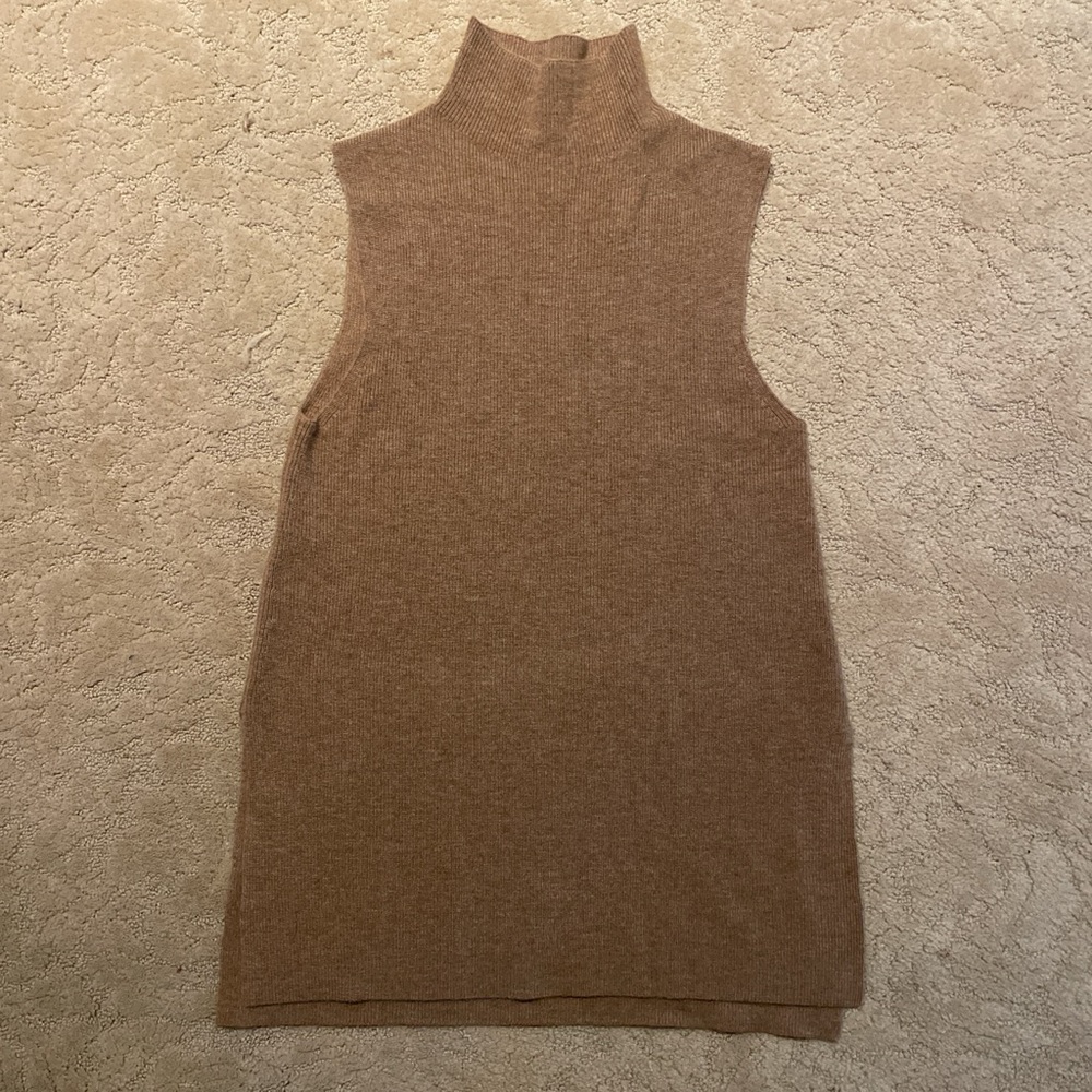 Theory tan/brown turtleneck tank sweater